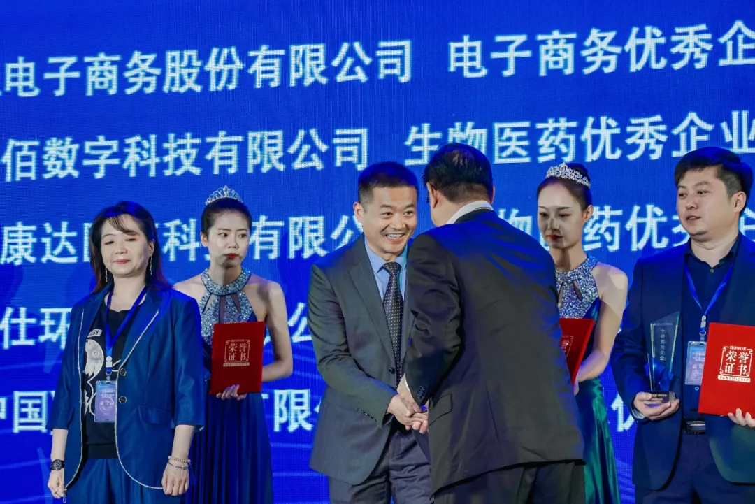 640.webp (12).jpg 640.webp (12).jpg