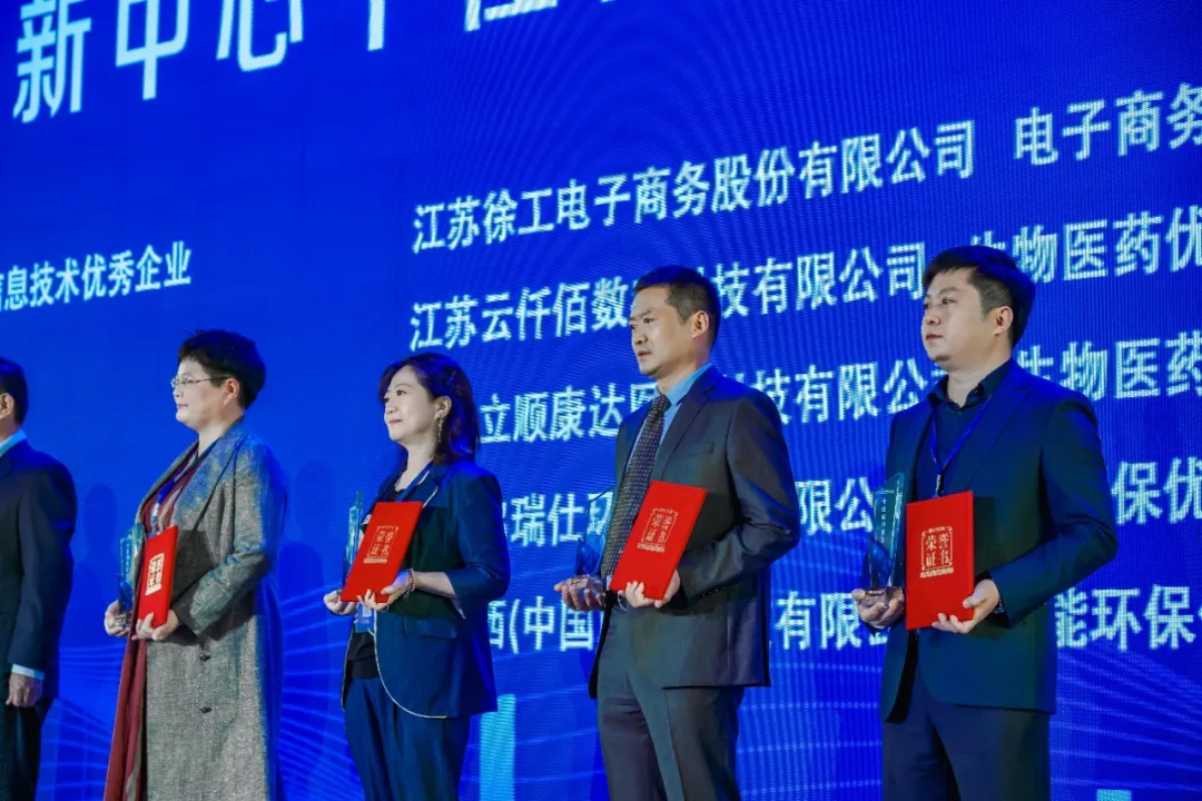 640.webp (13).jpg 640.webp (13).jpg